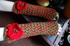 Crochet armwarmers with flowers