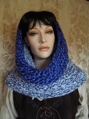 Warm winter cowls